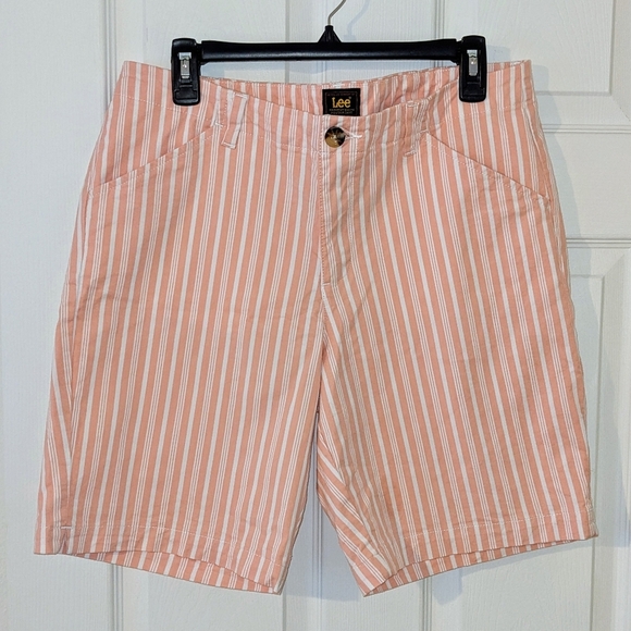 Lee Women's Legendary Regular Fit Chino Bermuda Stripped Bud Stripe Size 12 NWOT - Picture 5 of 11